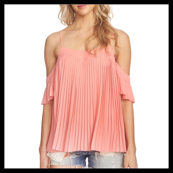 1. State Tops - 1. State Elbow Length Sleeve Cold Shoulder Top!.